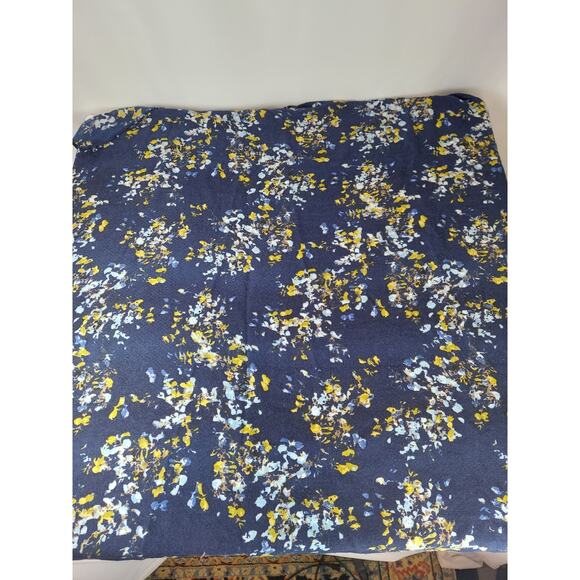 J Jill Women's Blue Floal Soft Comfy Square Scarf 40x40 - Picture 2 of 6